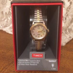 NWT TIMEX Ladies’ Watch — Stretch Band